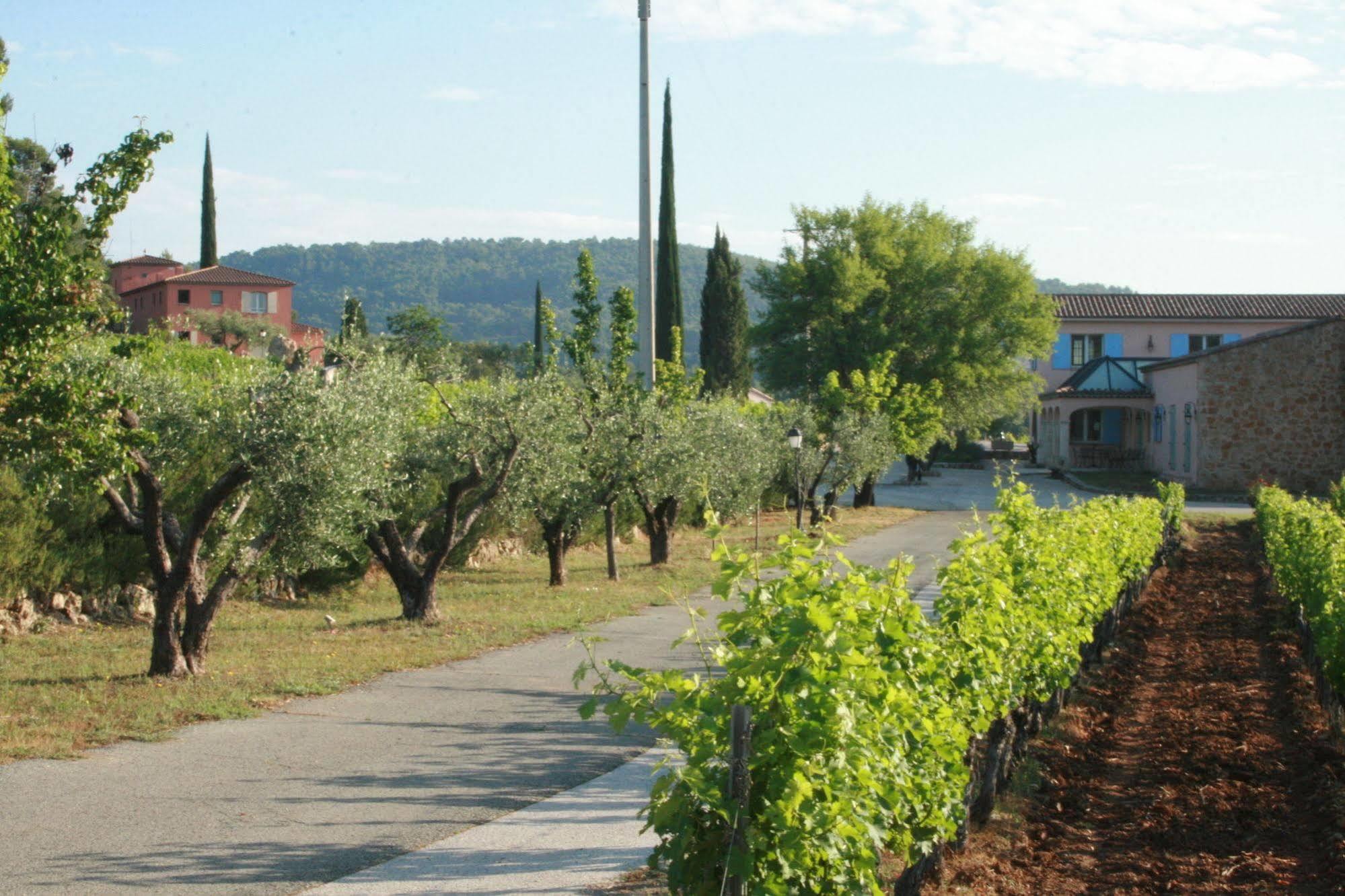 Domaine Rabiega Hotel Flayosc Exterior foto